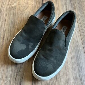 Steve Madden Camp slip on sneakers